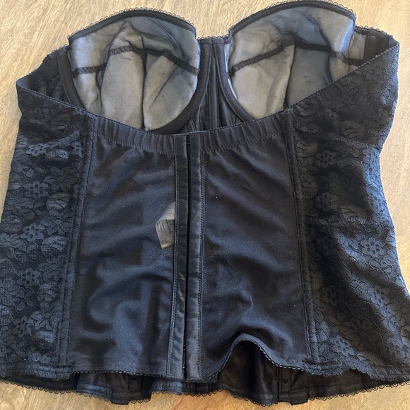 Vintage black lace corset bustier - Picture 2 of 11
